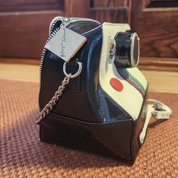 Betsey Johnson Oh Snap Kitsch polaroid camera crossbody bag purse - Picture 2 of 13
